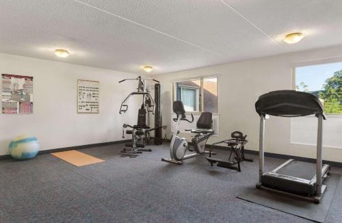 Bridgewater Hotel | Days Inn by Wyndham Bridgewater Conference Center