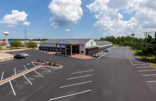 Sandusky Hotel | Days Inn by Wyndham Sandusky Cedar Point