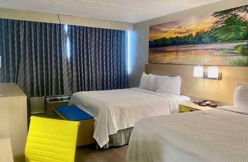 Dickson City Hotel | Days Inn by Wyndham Scranton PA