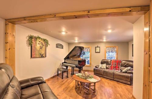 Ovid House | Deck & Hot Tub: Pet-Friendly Seneca Lake Home!
