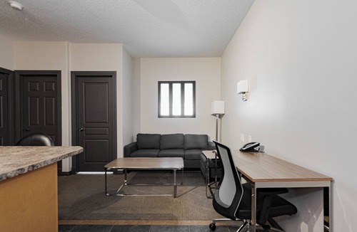 Fort McMurray Apartment | Deluxe Two Bedroom Suite