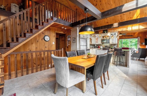 Saint-Alexis-des-Monts Ski Chalet | Domaine des Pins Rouges | 2 entire chalets | 2 4-season spas | 2 BBQs | 7 kayaks
