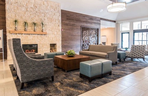 Westlake Hotel | DoubleTree by Hilton Cleveland – Westlake