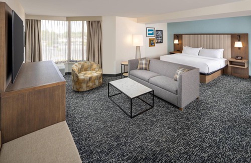 Johnson City Hotel | DoubleTree by Hilton Hotel Johnson City