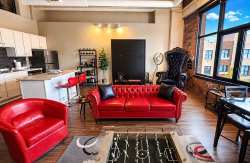 Sandusky Condo | Downtown Loft By Cedar Point Sports Force!