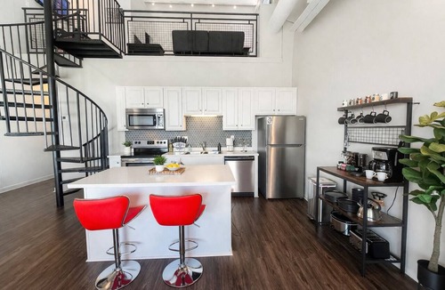 Sandusky Condo | Downtown Loft By Cedar Point Sports Force!