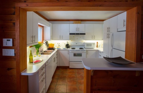 Dysart et al Cottage | Drag Lake Cottage | Private Sandy Beach | 300-Acre Forest | Canoes & Kayaks
