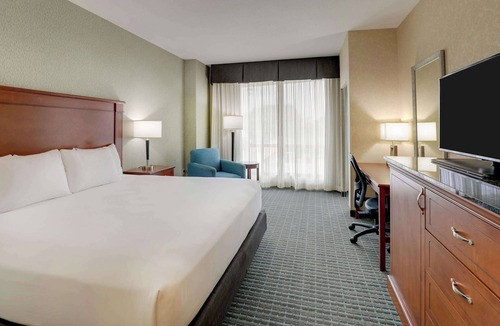 Grand Rapids Hotel | Drury Inn & Suites Grand Rapids