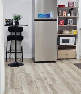 Winnipeg House | E & T 2 Bedroom Executive Suite