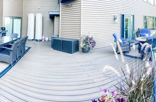 Butte Des Morts House | EAA Availability - Modern estate with entertaining space & inground pool