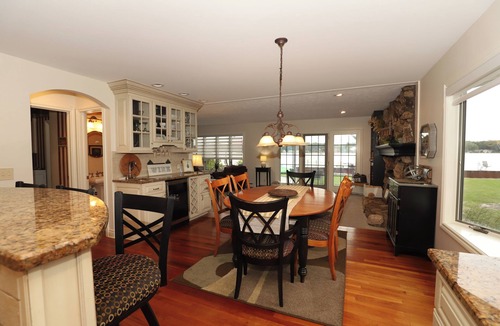 Kalamazoo House | Eagle Lake Kalamazoo, Mattawan - Lake Livin'