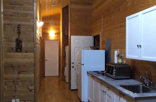 Clinton House | Eagle Suite - Lakeview House