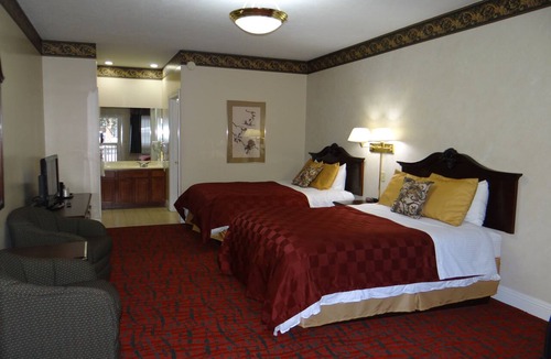 Ellicottville Cabin | Edelweiss Lodge
