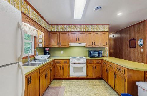 Emerald Isle House | EI12 The Stanley Cottage