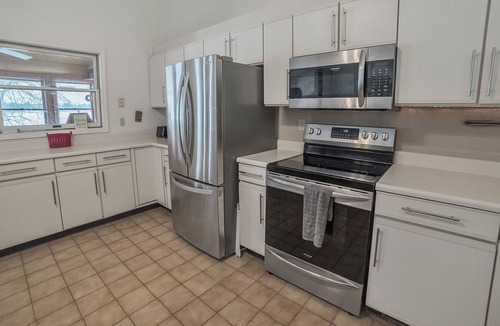 Oscoda House | Endless Summer(Oscoda, Mi) Sleeps 7, Waterfront, Indoor Pool, Hot Tub