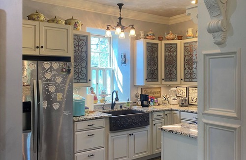Skaneateles Cottage | English Cottage Style Circa 1814 Stone Schoolhouse