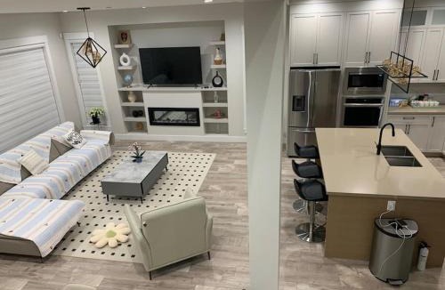 Willoughby Villa | Entire house in Langley Township