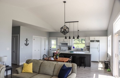 Little Pond Cottage | Escape at the Cape Cottage