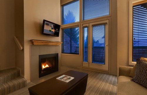 Whistler Village Hotel | Executive Inn Whistler