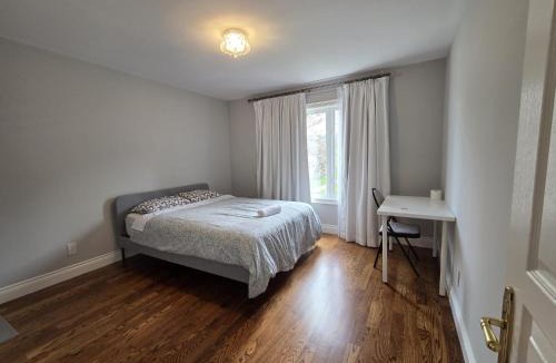 Willowdale Bed & Breakfast | Executive Room in North York Centre
