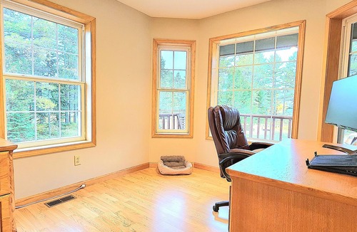 Bete Grise House | *Experience Relaxation at our Lakeside Retreat and First-Class Ski Resort*