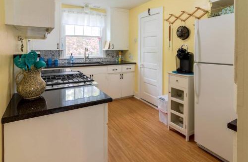 South Haven House | Experience South Haven - Little Yellow Cottage