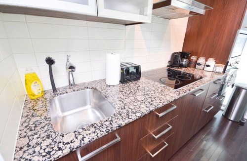 Niagara Hotel | Exquisite 1-bedroom unit in beautiful Toronto