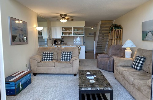 Port Clinton Condo | Fabulous two bedroom loft with lake view. Pool opens Mothers Day weekend