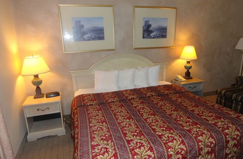 Wickliffe Hotel | Fairbridge Hotel Cleveland East