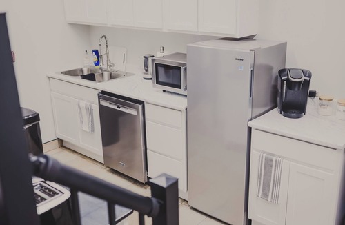 Botwood Apartment | Falkenberg Business Centre and Suites