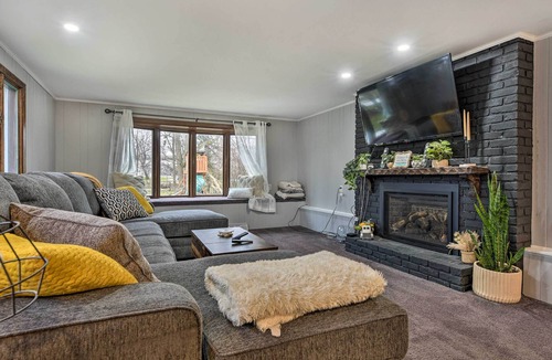 Williamsville House | Family Buffalo Vacation Rental w/ Yard!