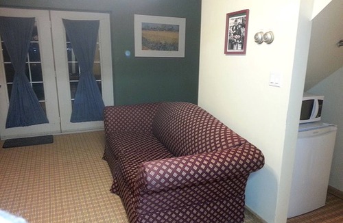 Cochrane Cabin | Family-Friendly Deluxe Suite Rental in Lodge in Cochrane, Ontario
