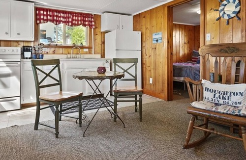 Houghton Lake Villa | Family-Friendly Lakefront Retreat at "The Roost"