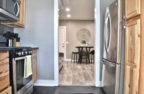 Lakewood House | Family-Friendly Lakewood Home 4BR, Full Kitchen & Yard!