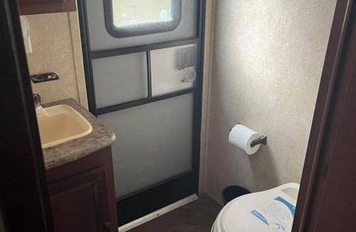 Oak Harbor House | Family-sized 2-bedroom RV just outside of Port Clinton