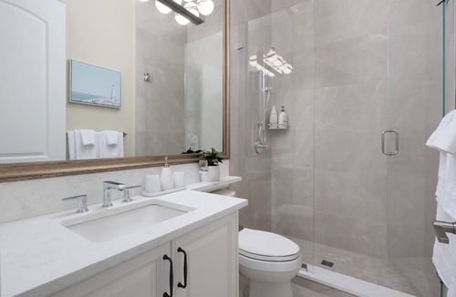 Richmond Apartment | Major international sporting event/2bed/2 bathroom/Free parking/Central AC Richmond Vnacouver