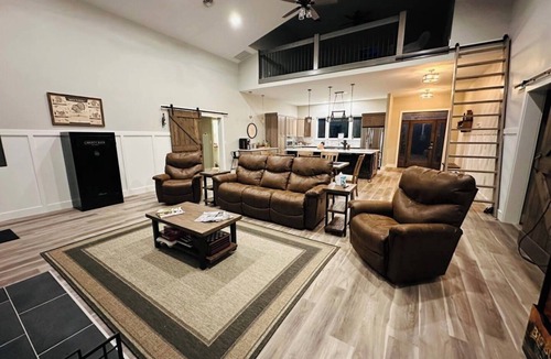 Prattsburgh House | Finger Lake Retreat