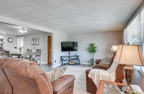 Navarre House | Fish, Hike & Golf: Leisurely Navarre Home w/Yard!