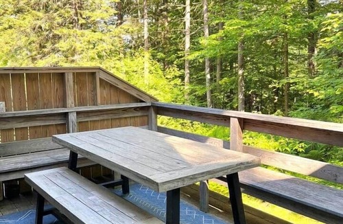 Stowe Area Apartment | Fox Den