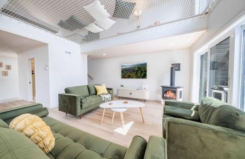 Shannon Ski Chalet | Game Room Spa & Sauna - Le Drakkar