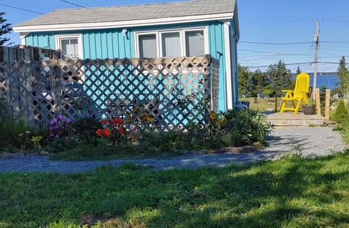 Feltzen South Cabin | Garden Shed Camp @ Off the Beaten Trail