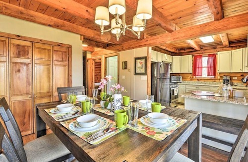 Pleasant Mount House | Gather and Celebrate · Poconos Escape