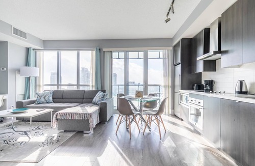 Toronto Entertainment District Condo | GLOBALSTAY. Design 26Floor Downtown Apartment