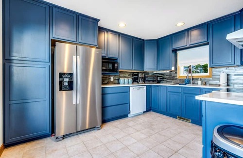 Leamington Cottage | Glorious Cottage with Amazing Sights in Leamington, Ontario