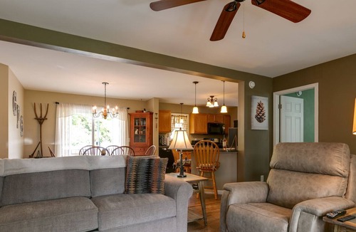 Wellsboro House | Goldfinch Getaway, Hills Creek Lake area