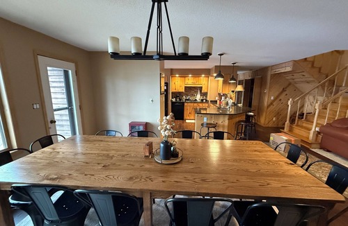 Augusta House | Gorgeous Lake Eau Claire home!