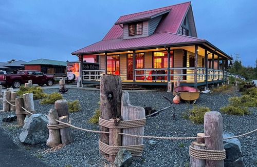 Telegraph Cove Apartment | Gorgeous Ocean View Studio Suite at The Cottage at the Cove Telegraph Cove