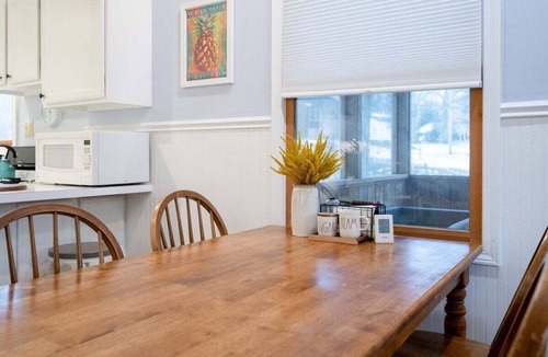 Saugatuck Cottage | Goshorn Lake Resort Cottage #17