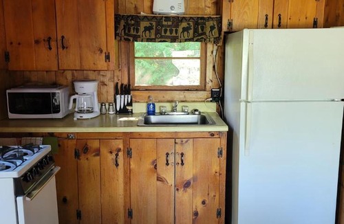 Forest CIty Hotel | Grand Lake Cottages