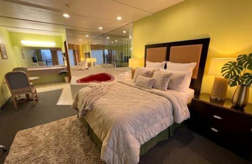 Niagara Falls Hotel | Grand Persepolis Inn